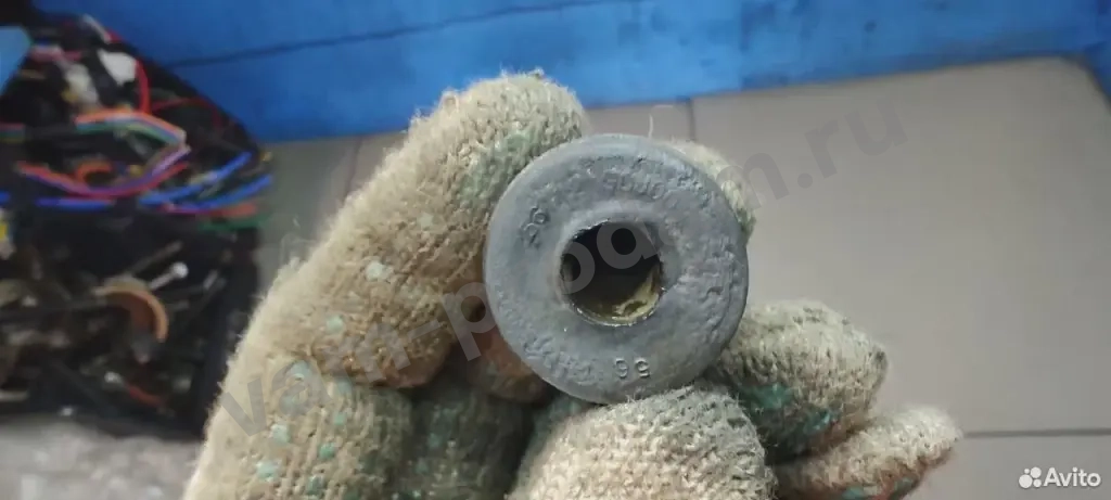 8974031SX Втулка тяги стабилизатора переднего nissan