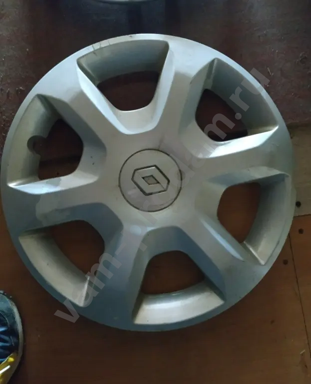 оригинал колпак колеса r15 Renault logan -1шт