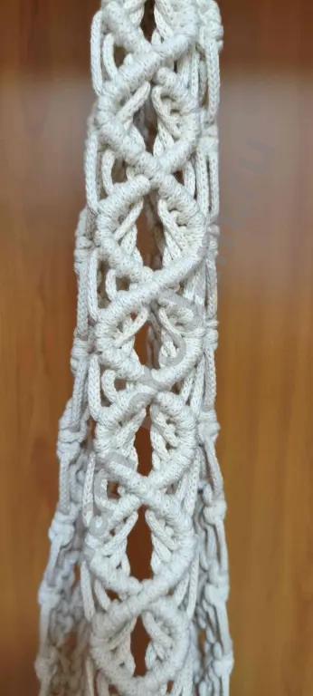 Подвесное кашпо в стиле макраме