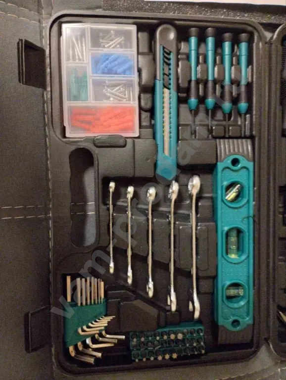 Инструменты из Углеводородистой стали 152 шт.