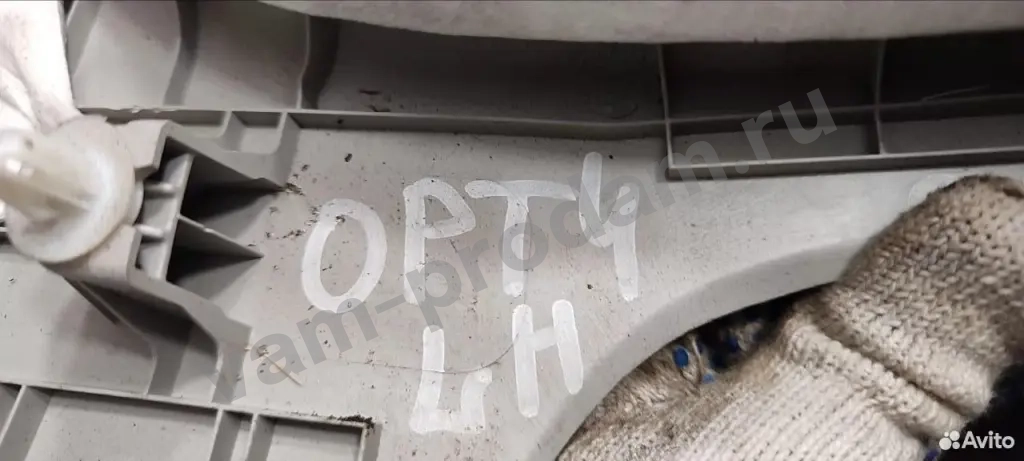 Накладка стойки задняя левая Kia Optima 4 2.0 2019