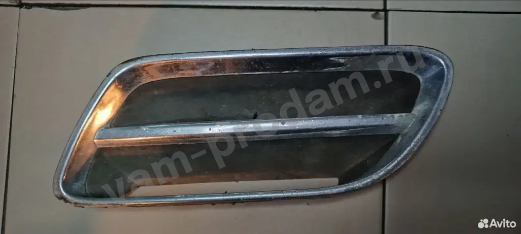 Решетка радиатора Nissan Primera P11