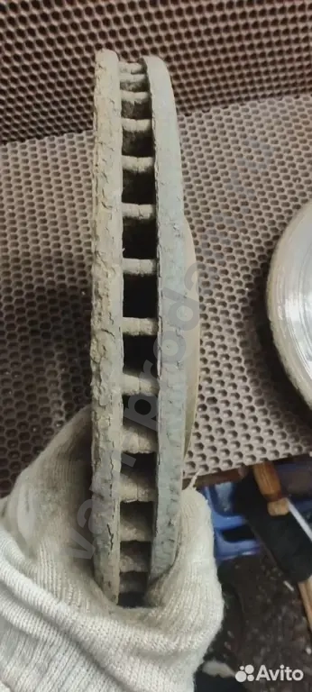 Тормозной диск передний Kia Optima 3 TF G4ND 2014