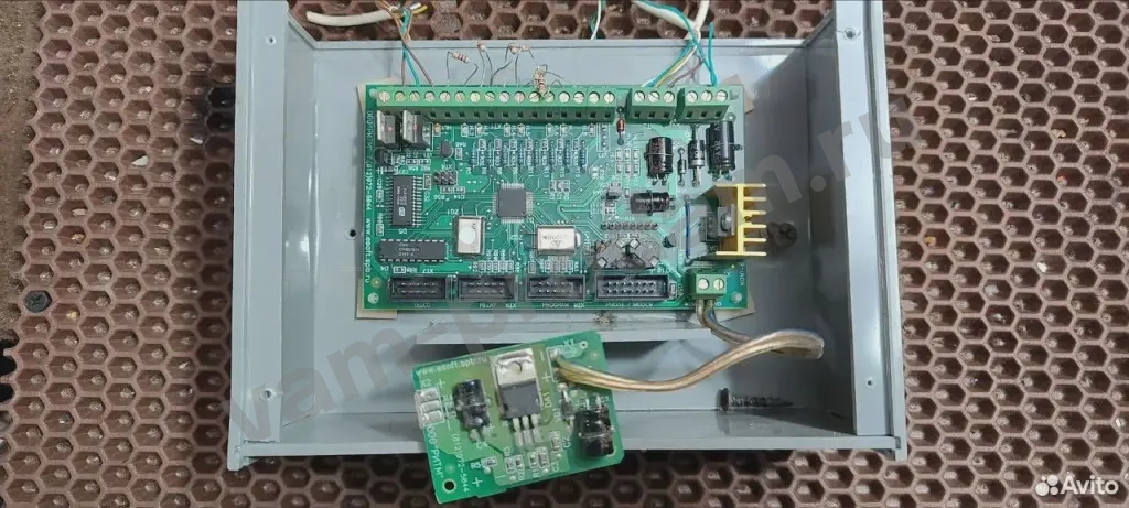 Плата управления сигнализацией Контакт 8