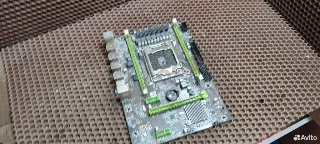 Материнская плата для Xeon