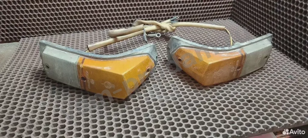 Подфарник пф112-Б (москвич 2140)