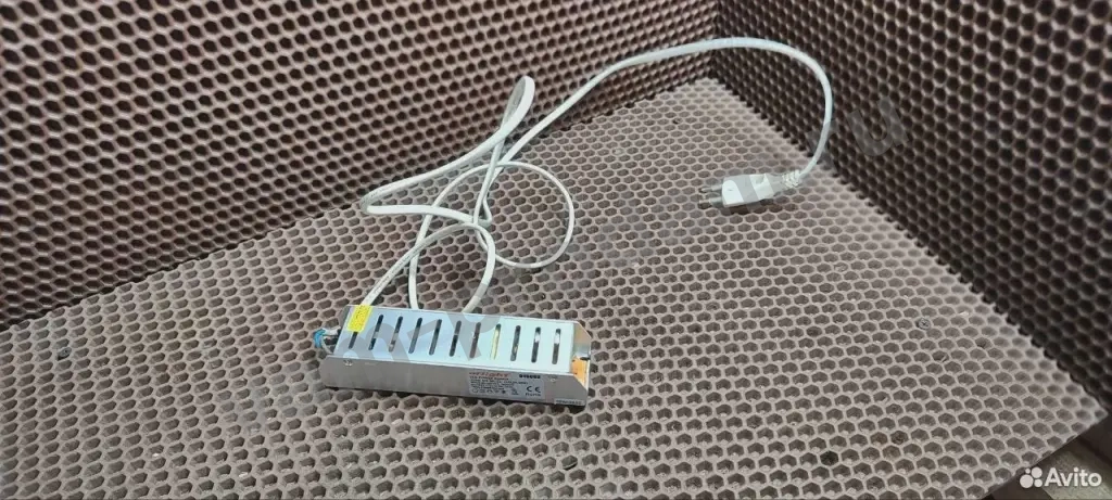 Блок питания APS-60L-12B (12V, 5A, 60W)