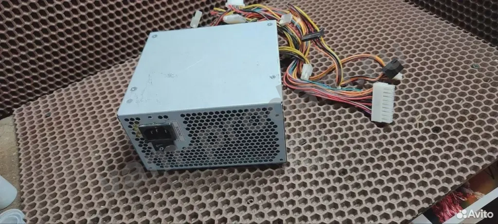 Не рабочий бп мощностью 500 Вт для пк