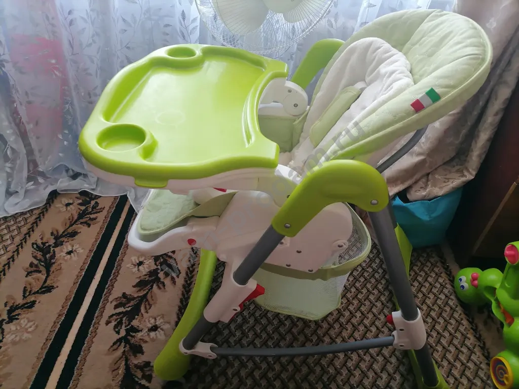 стульчик для кормления