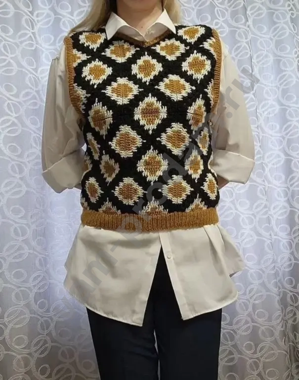 Жилет вязаный ручная работа