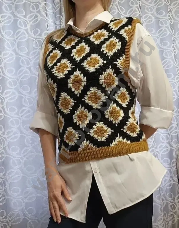 Жилет вязаный ручная работа