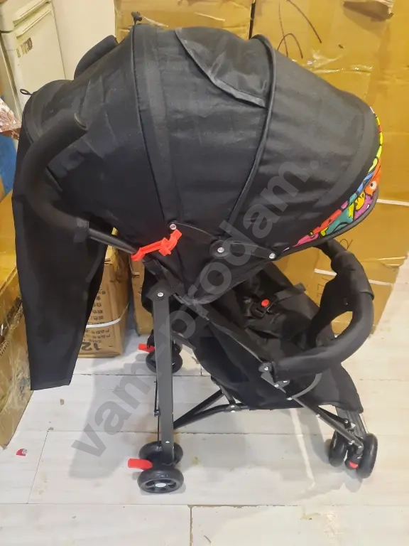 Прогулочная коляска трость