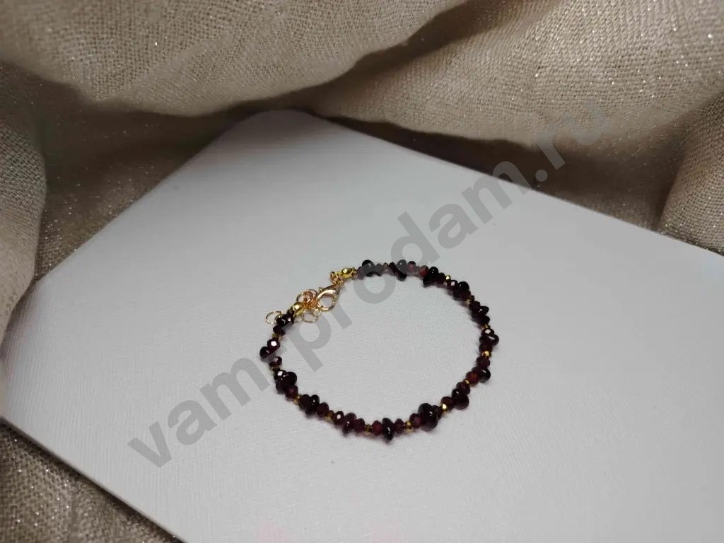 Браслет из натурального граната