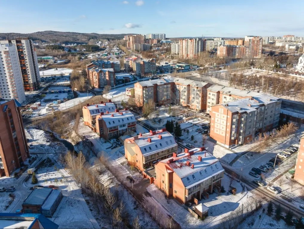 5 и более комнат квартира, 272 м², 1/2 эт.