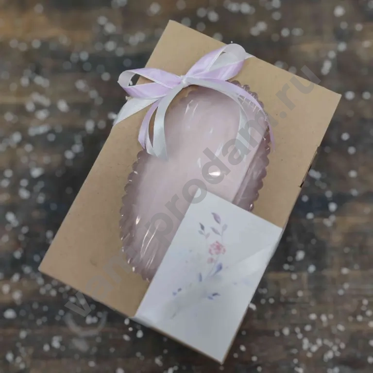 Подарочный набор "Уют" декоративное кашпо со стабилизированными растениями, ботаническая свеча и конфеты ручной работы