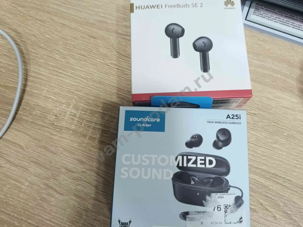 Huawei freebies se 2и Anker a25i