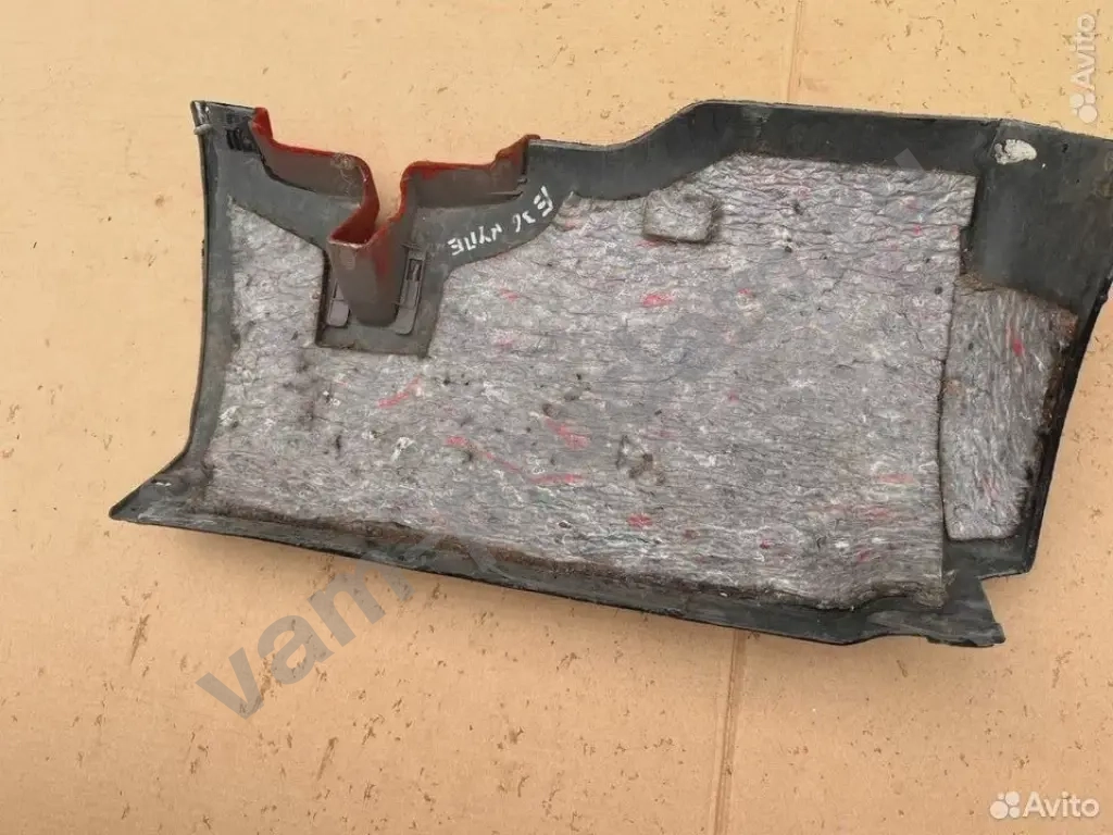 Обшивка под рулевой колонкой Bmw 3 E36