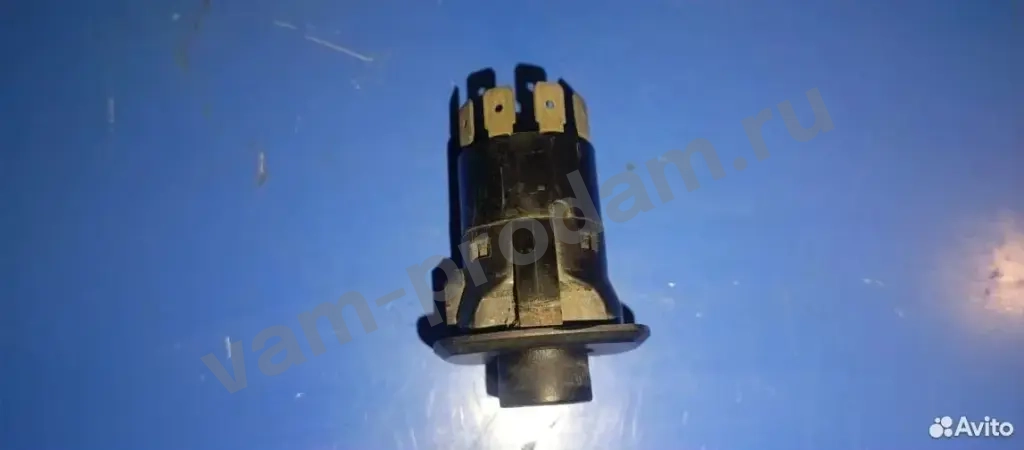 Выключатель задних противотуман.фонарей бмв е12