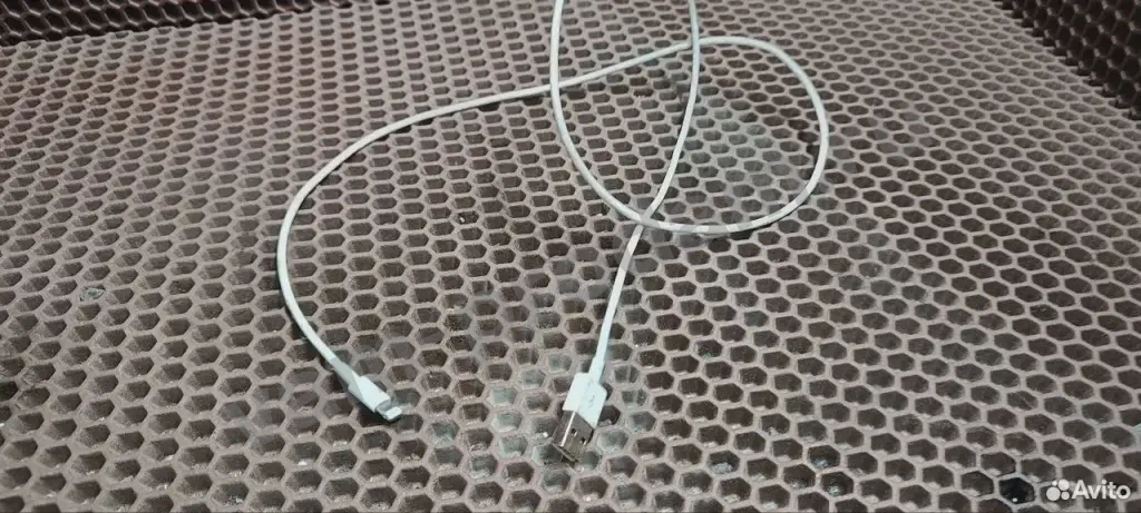 Зарядка на iPhone