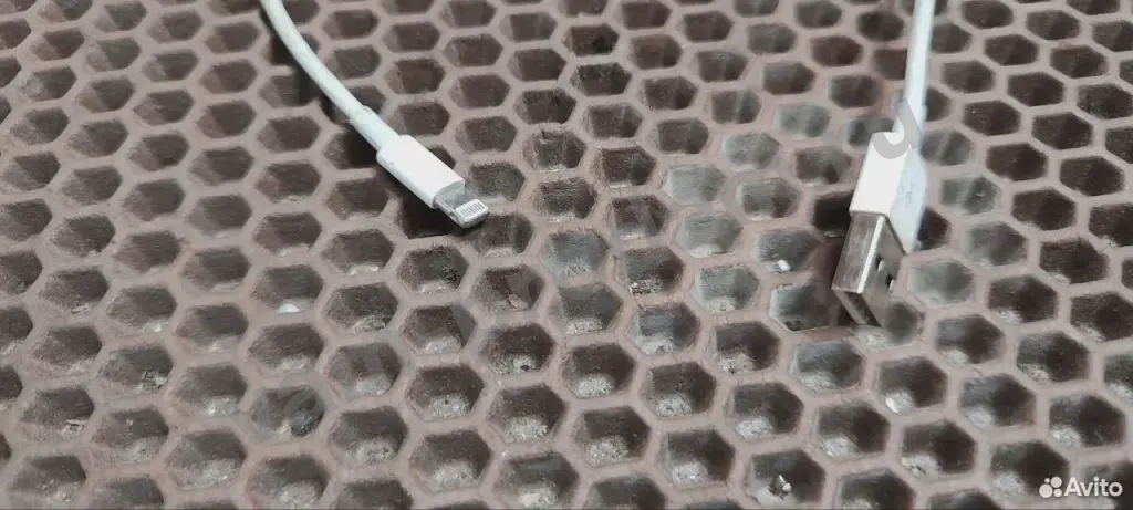 Зарядка на iPhone