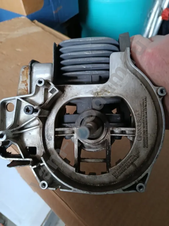 бу двигатель в сборе оригинальный husqvarna 128r