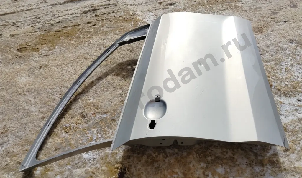 Передняя правая дверь Volkswagen Polo sedan