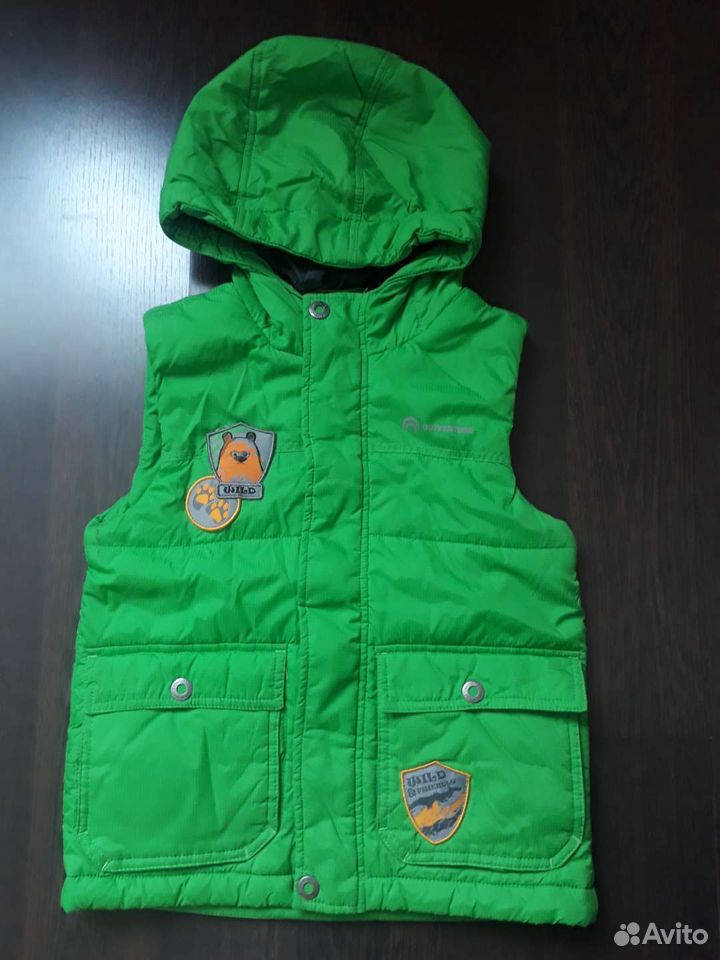Жилетка б/у на рост 122