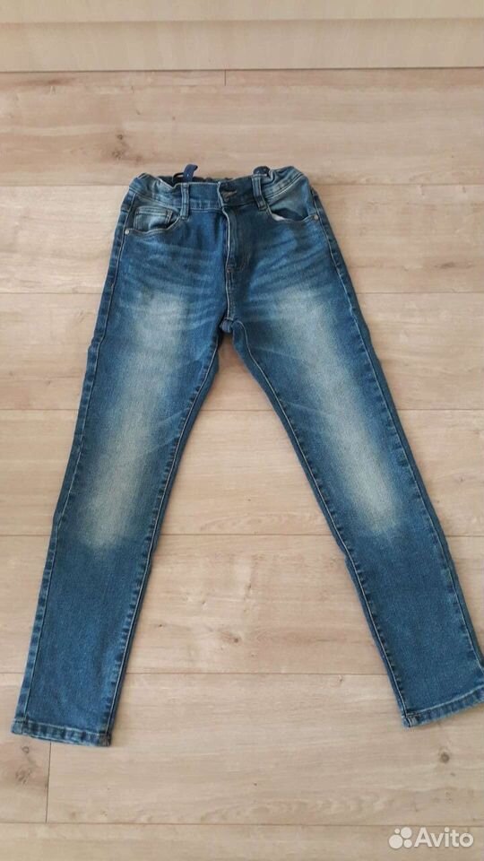Джинсы на мальчика б/у на рост 140