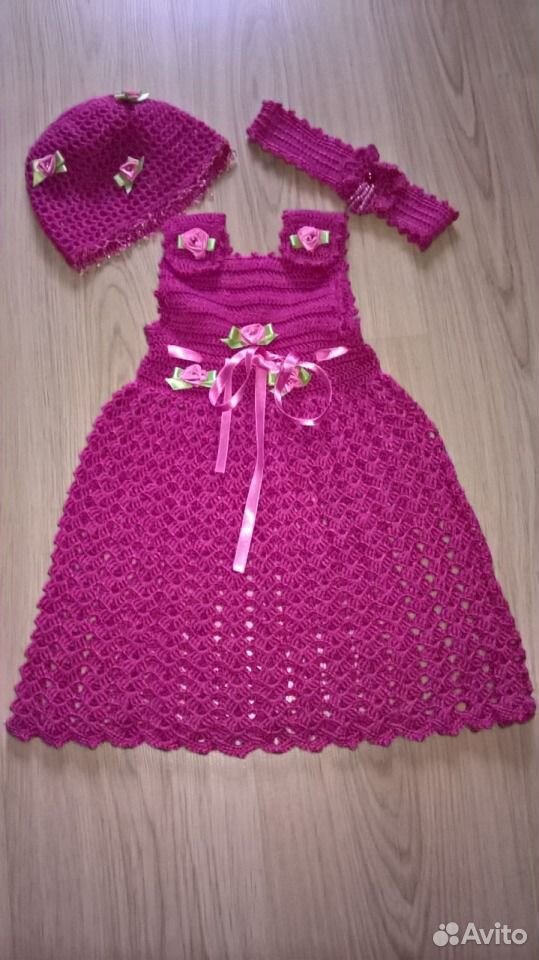 Платье вязаное