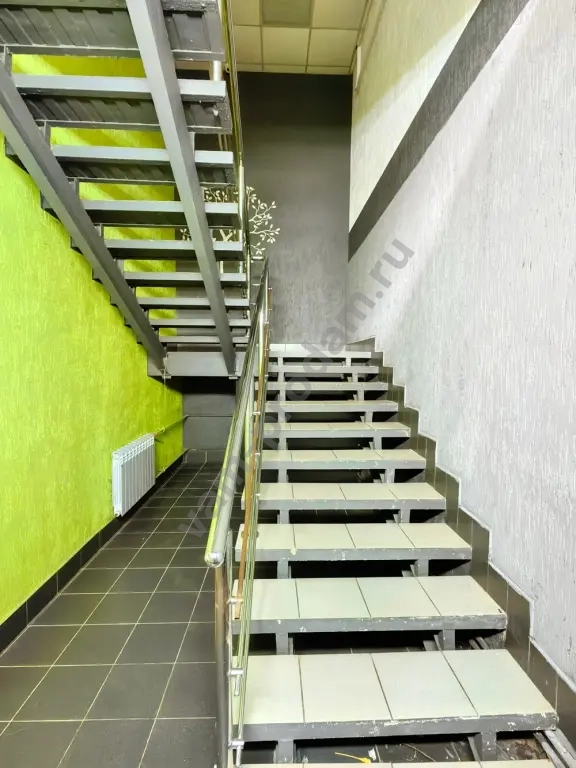 Помещение свободного назначения, 250 м², Собственник