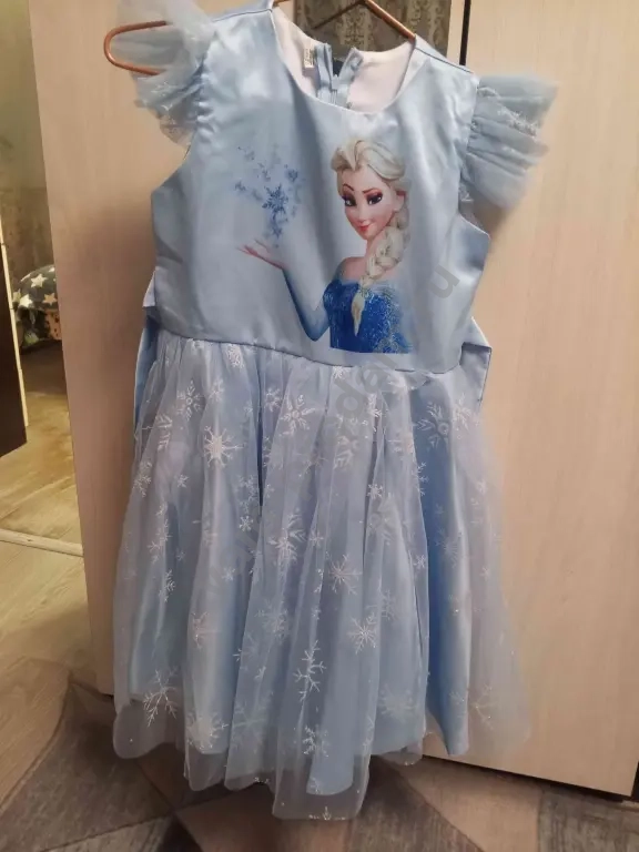 платье для девочки.
