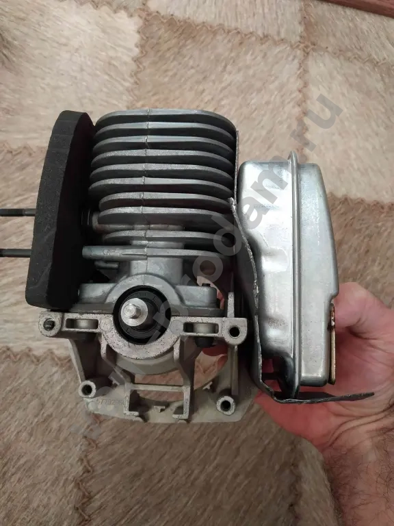 новый оригинальный двигатель Husqvarna 128r