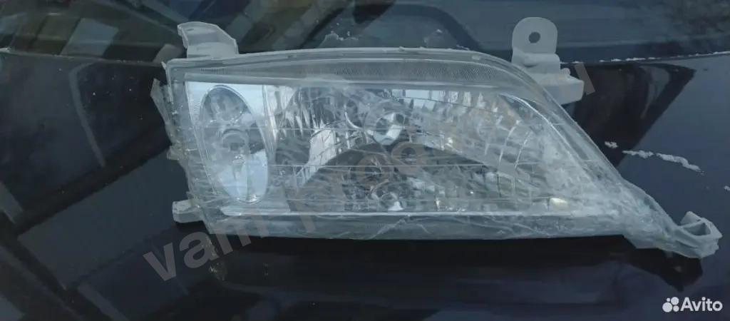Фара Право toyota carina AT212
