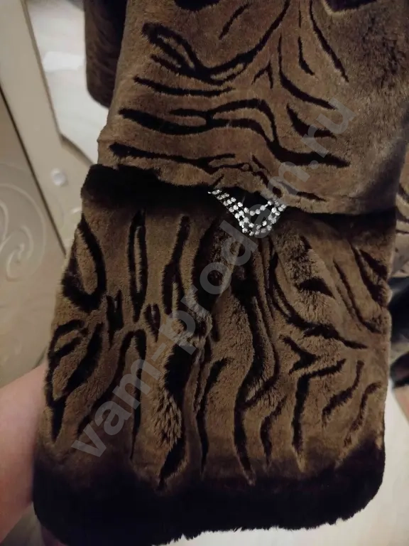 Шуба бобрик с норкой, с капюшоном, р. 48-52-54