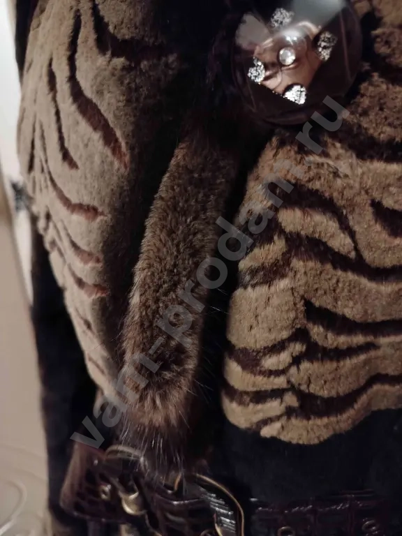Шуба бобрик с норкой, с капюшоном, р. 48-52-54