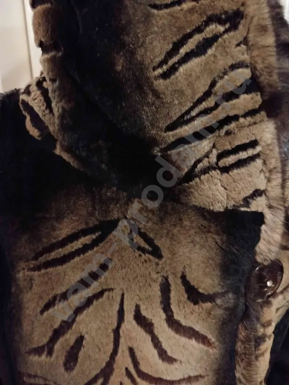 Шуба бобрик с норкой, с капюшоном, р. 48-52-54