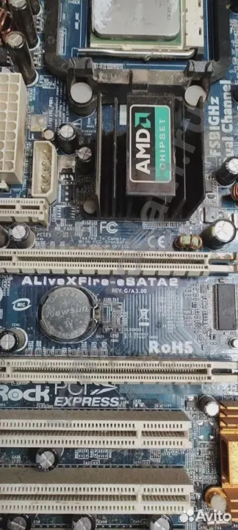 Материнская плата