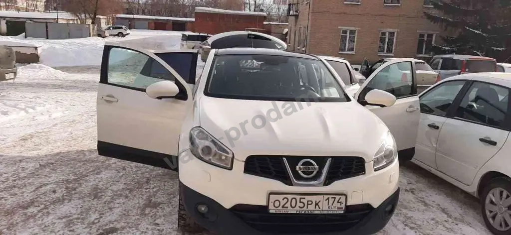 Ниссан Кашкай 2.0