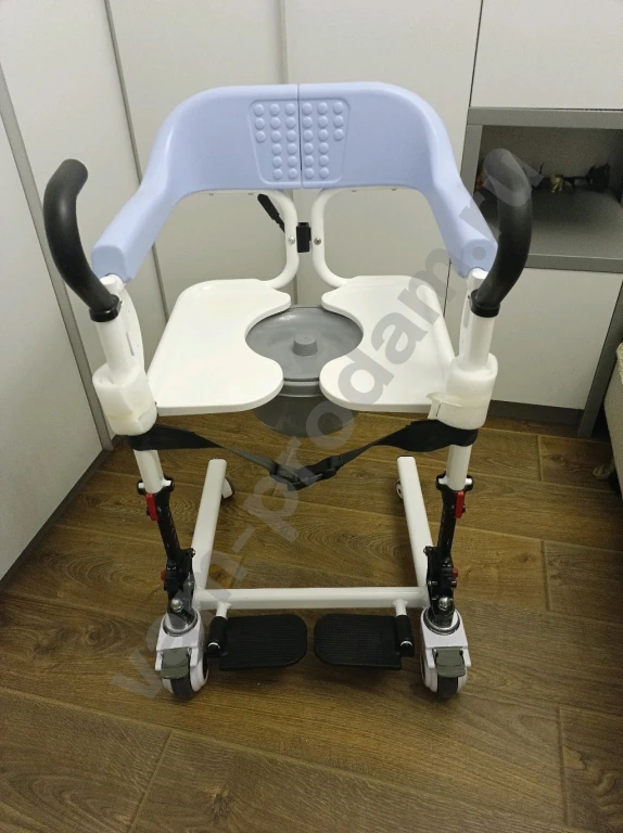 Подъемник для инвалидов.