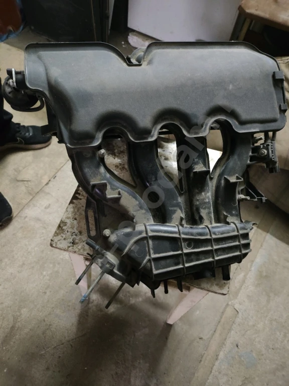 Впускной коллектор