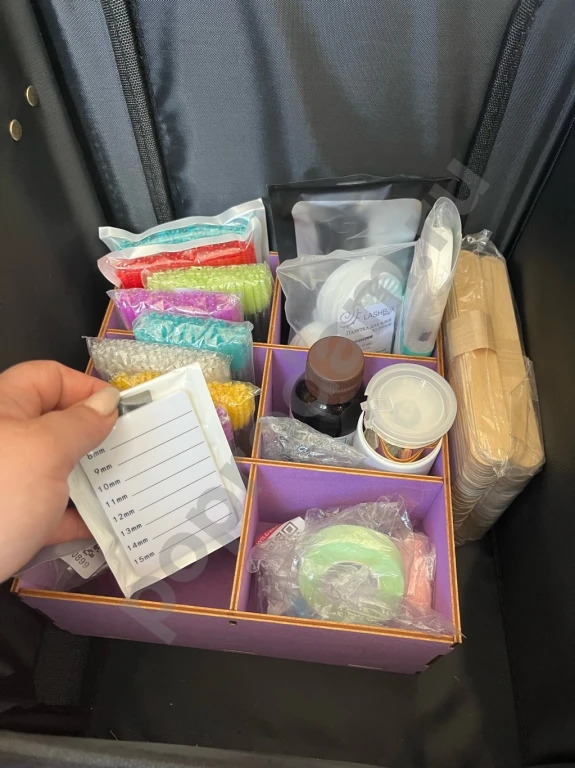 Для мастеров по наращиванию ресниц