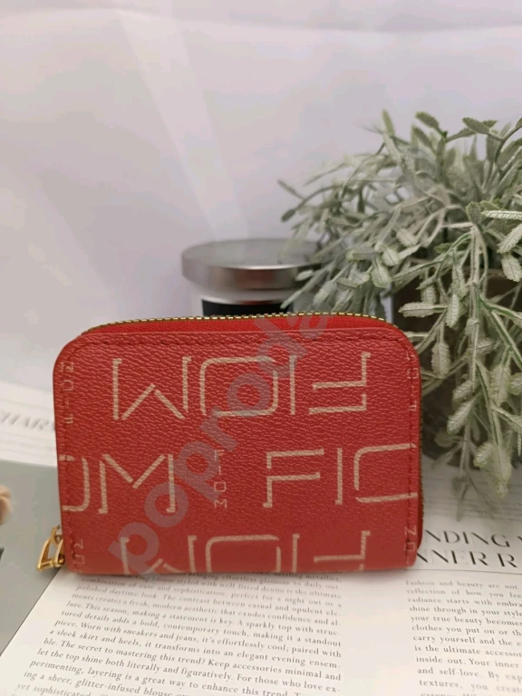 Кошелёк картхолдер женский красный