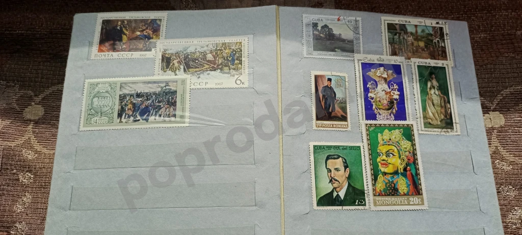 Альбом с марками разная тематика.