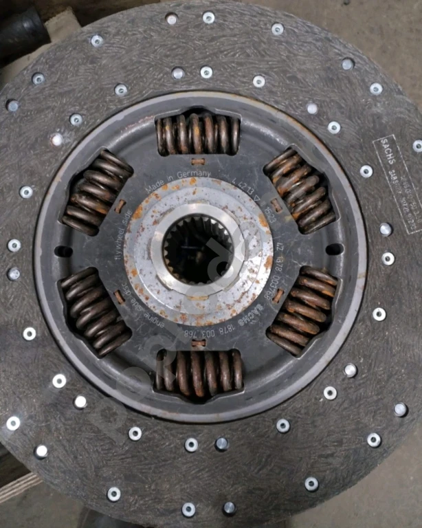 Диск сцепления вольво