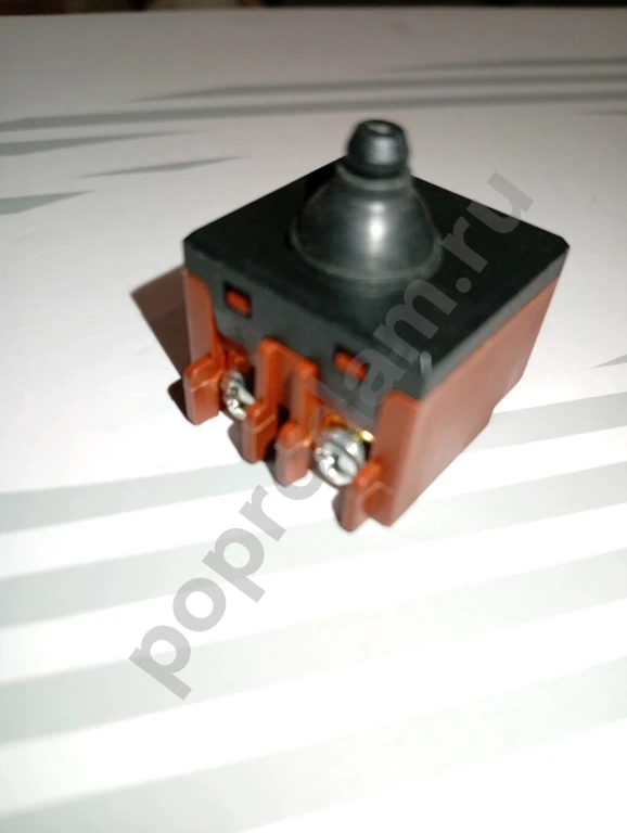 Кнопка включения болгарки УШМ.