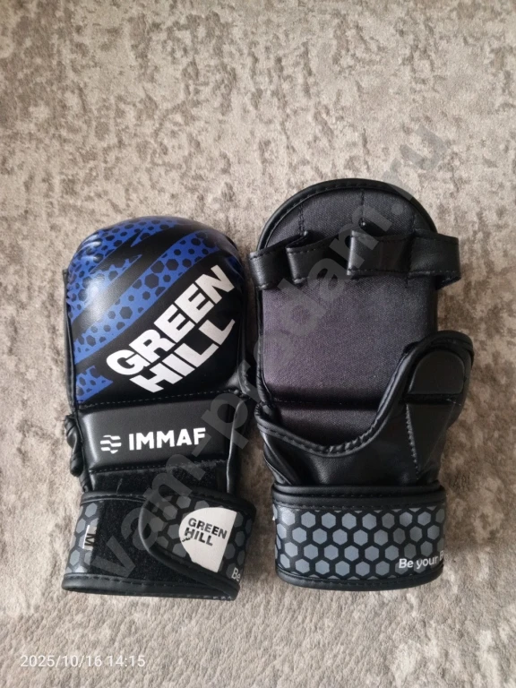 Перчатки для ММА