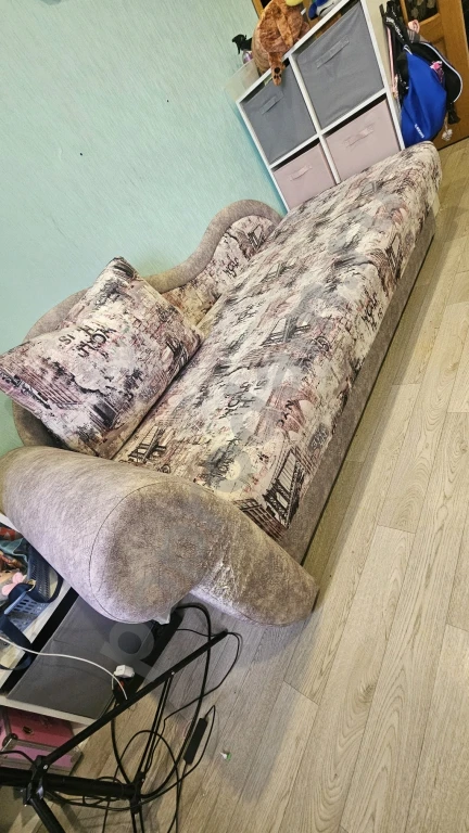 Тахта-кровать