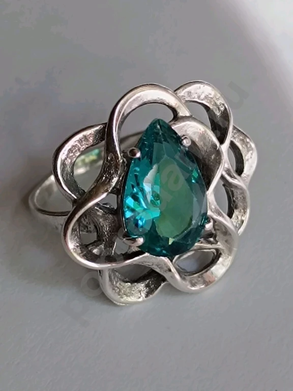 Крупное Кольцо. Серебро 925 пробы. Тризуб. Размер 18.