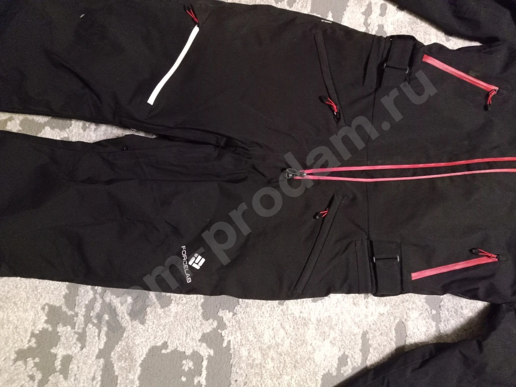 Комбинезон горнолыжный