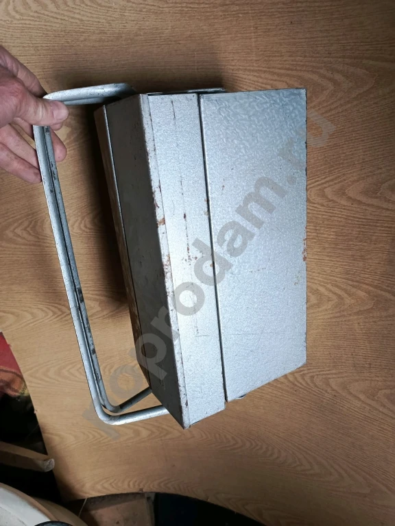 Ящик раскладной для инструментов СССР.Состояние бу. Доставка